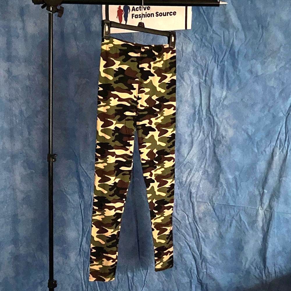 New Mix Camo Soft Leggings, Size 2-12, 15J-L023